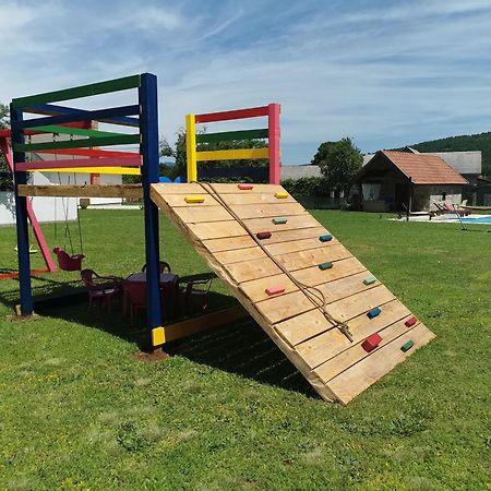 Holiday Home Bulog Sinac エクステリア 写真