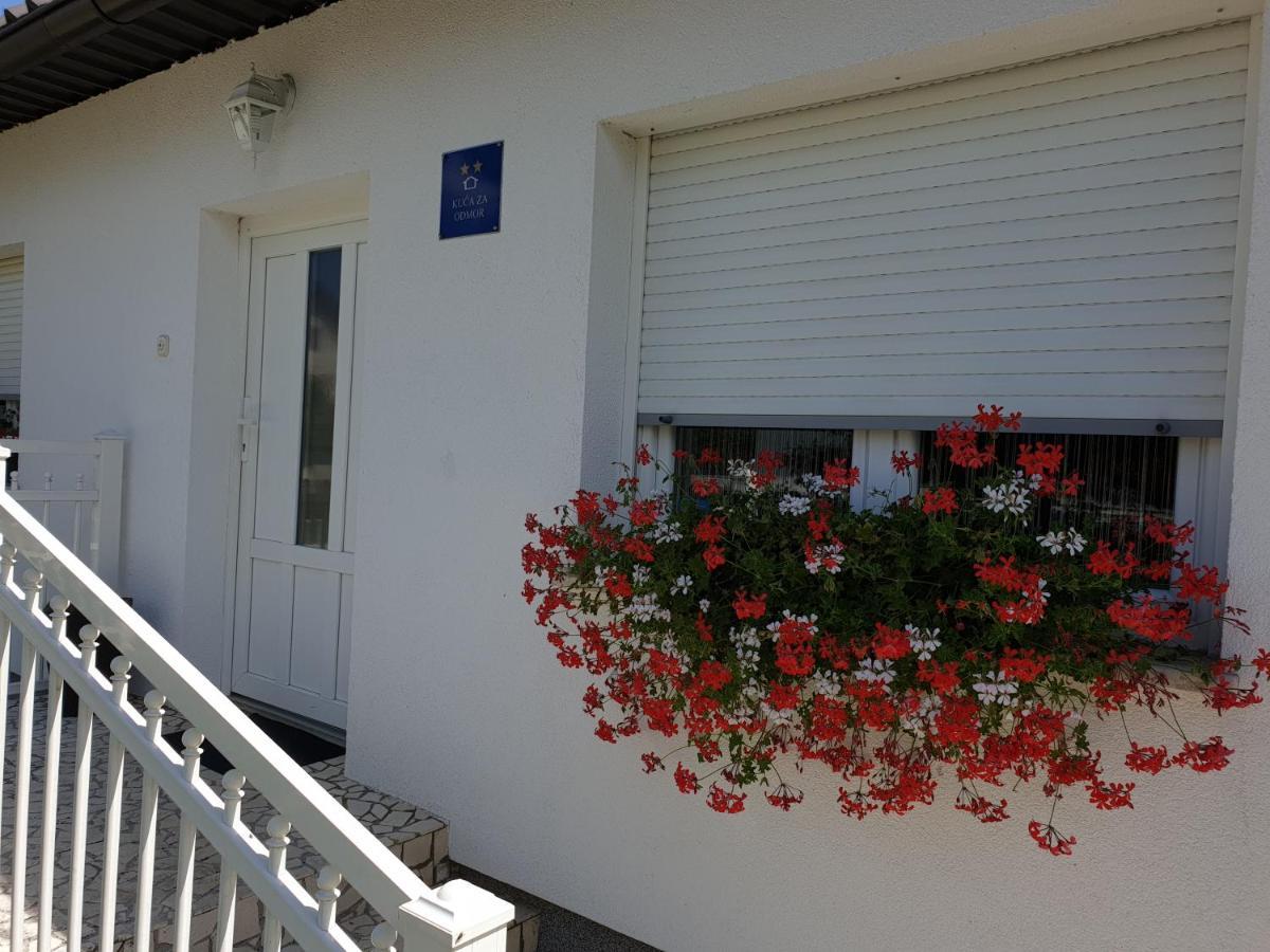 Holiday Home Bulog Sinac エクステリア 写真