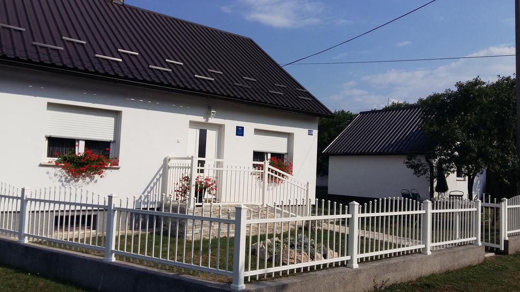 Holiday Home Bulog Sinac エクステリア 写真